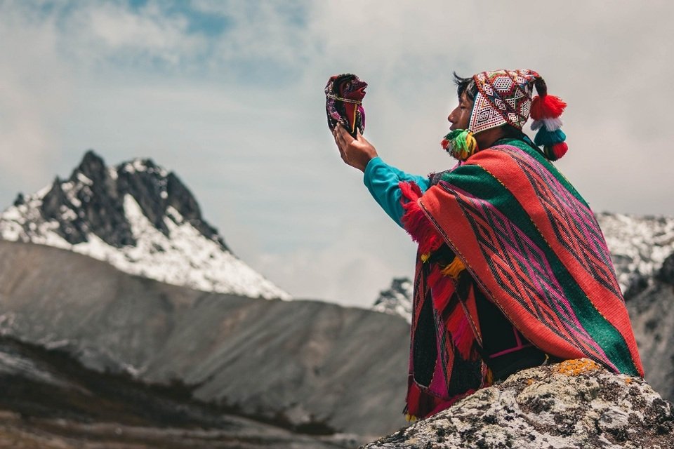 pachamama-pampamesayoq-shaman-peru.jpg