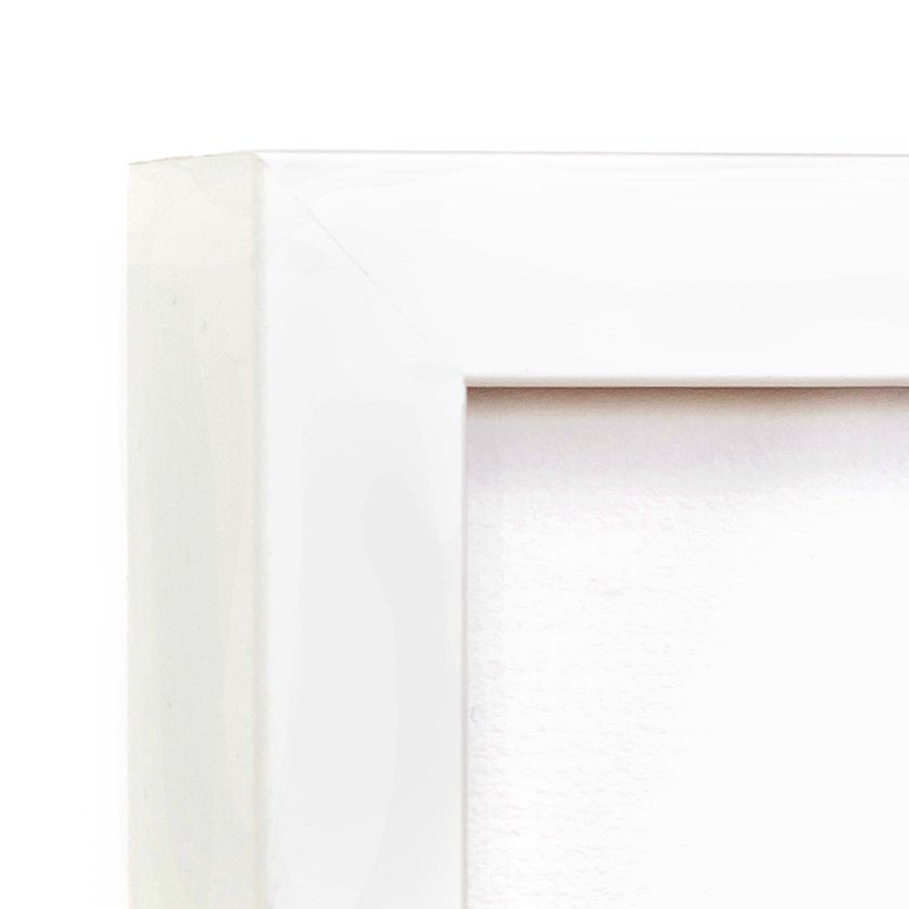 Irvine Slim Corner – 16x20 white gallery frame