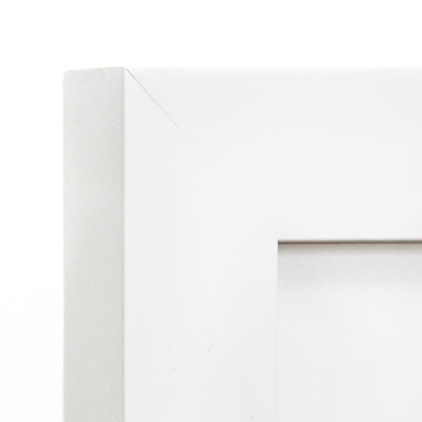 Irvine Frame Corner – 16x20 white frame