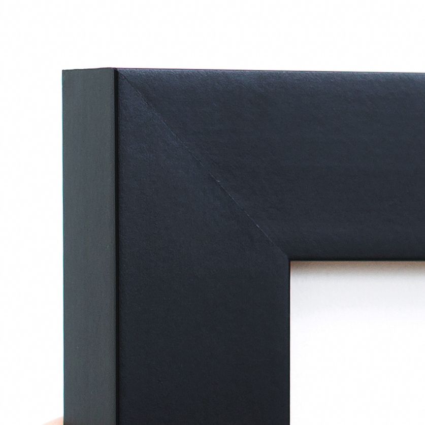 Mercer Frame Corner – 16x20 black frame