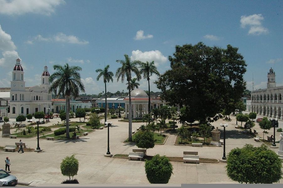 Plaza de Armas Manzanillo in Cuba