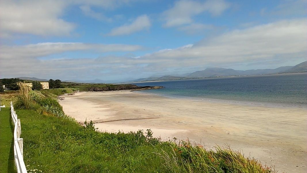 Visiting beautiful Ballinskelligs beach is an awesome thing to do in Ireland