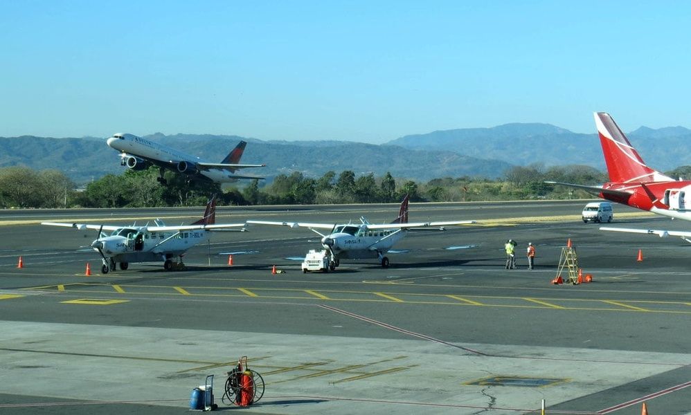 Using the airports is an important part of Costa Rica transportation
