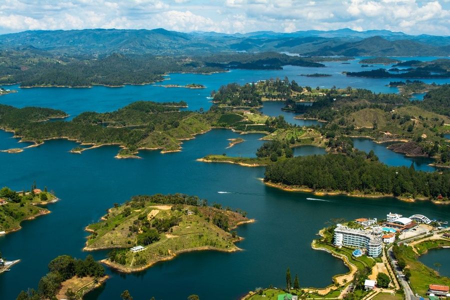 Laguna de Guatape Medellin Itinerary