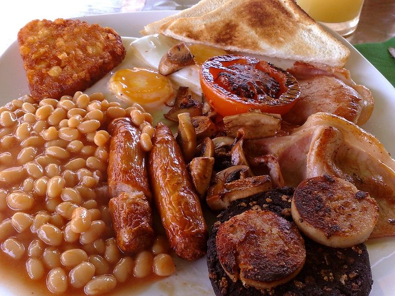 Eating a full Irish breakfast is one of the best things to do in ireland
