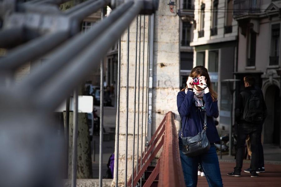 Soolomatkailu on Lyon France Safe