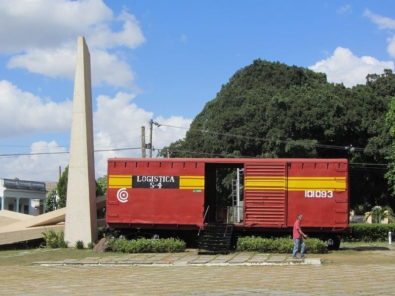 monumento a la toma del tren blindado