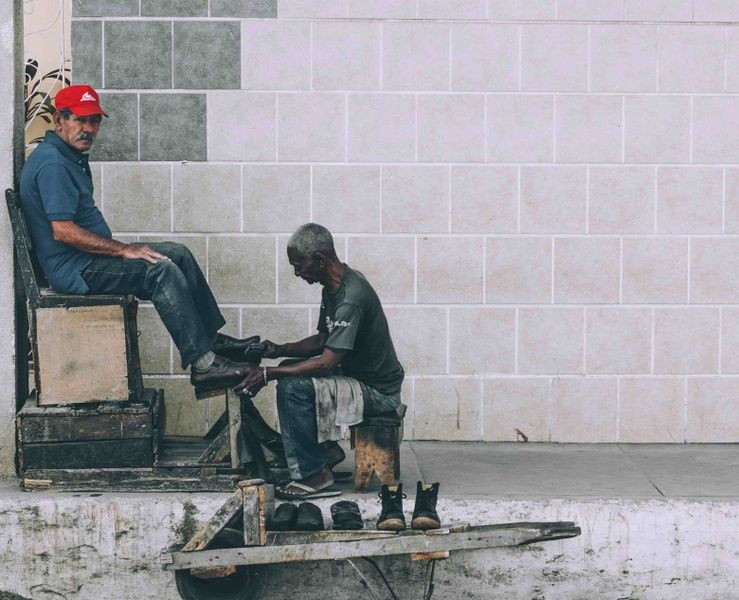 local shoe shine in cuba first trip