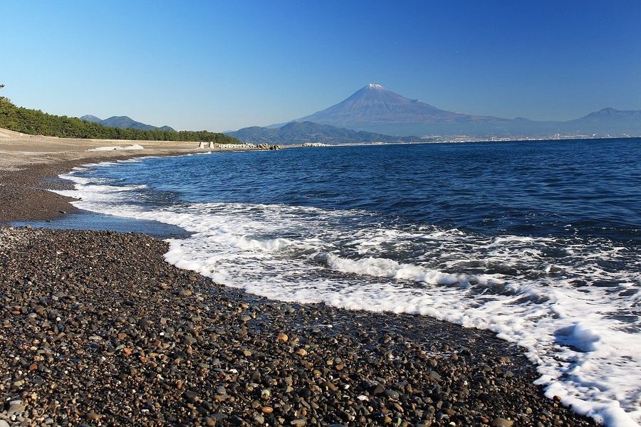 Black Rock Beach in Japan