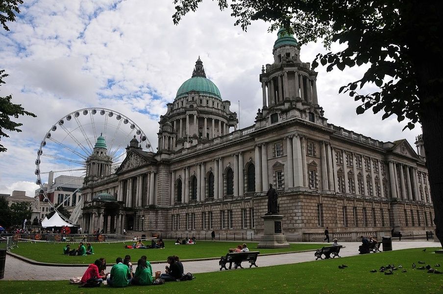 Strolling through Belfast City Hall is a cool thing to do in Ireland