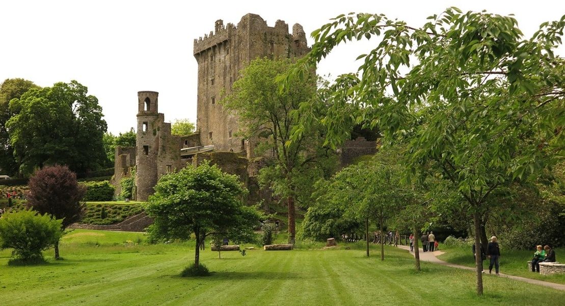  Å Besøke Blarney Castle er en flott ting å gjøre i Irland med barn