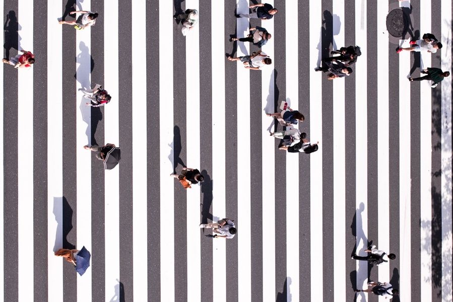 shoppers at shibuya crossing japan-po...