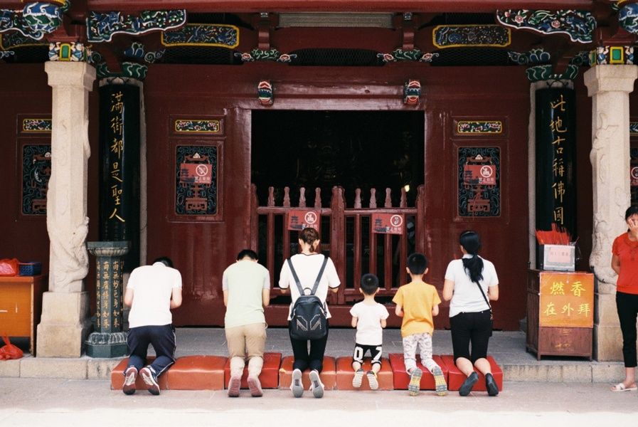 Bowing is good etiquette in Japan