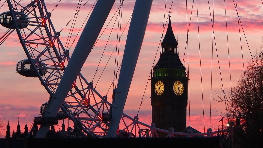 Riding the London Eye is one of the best things to do in Mexico City