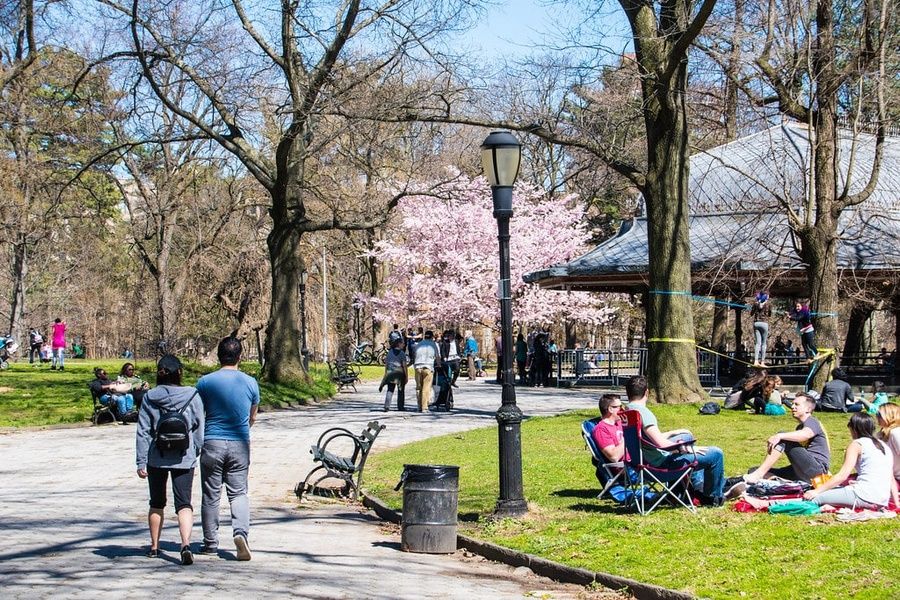 Explore all New York City's amazing parks to keep your NYC travel under budget