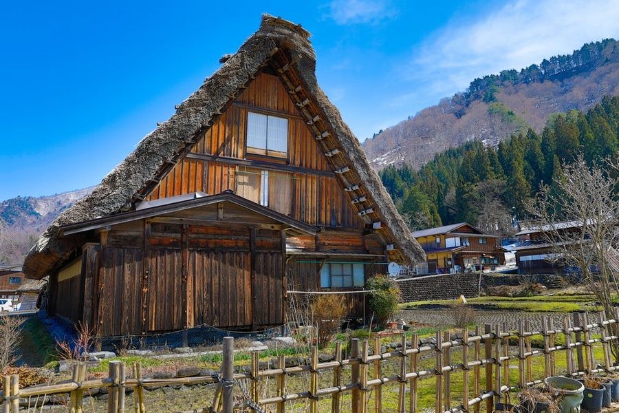 Shirakawago is one of the best places to visit in Japan