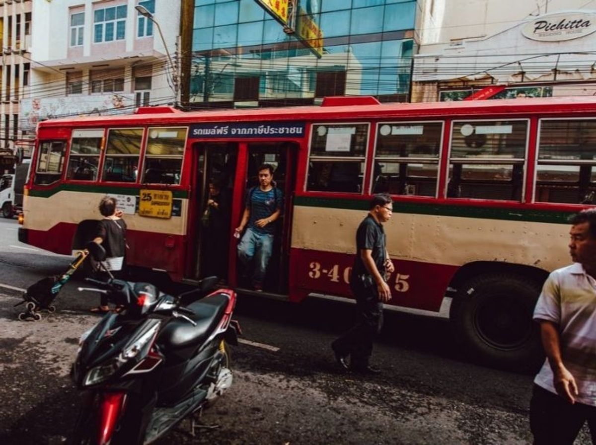 Buses in Bangkok - Getting around Bangkok by Bus – Go Guides