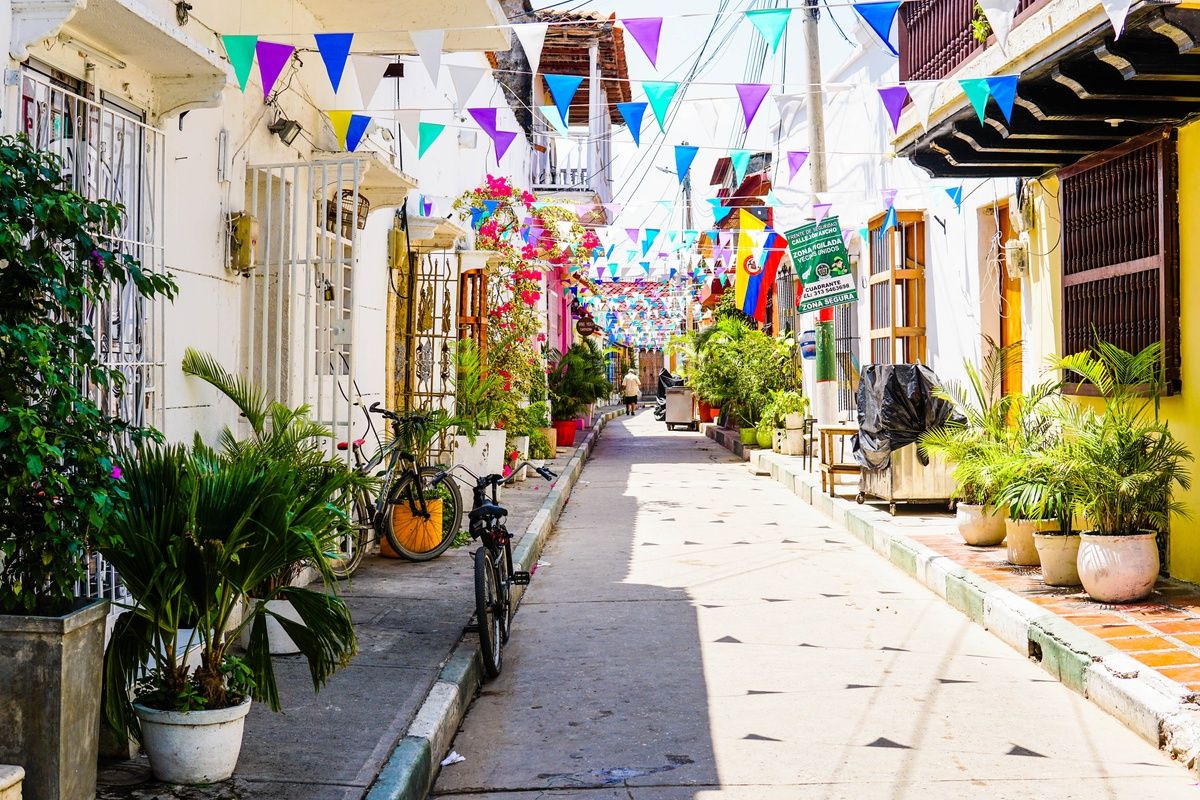 6 Tips For Staying Safe In Cartagena Viahero