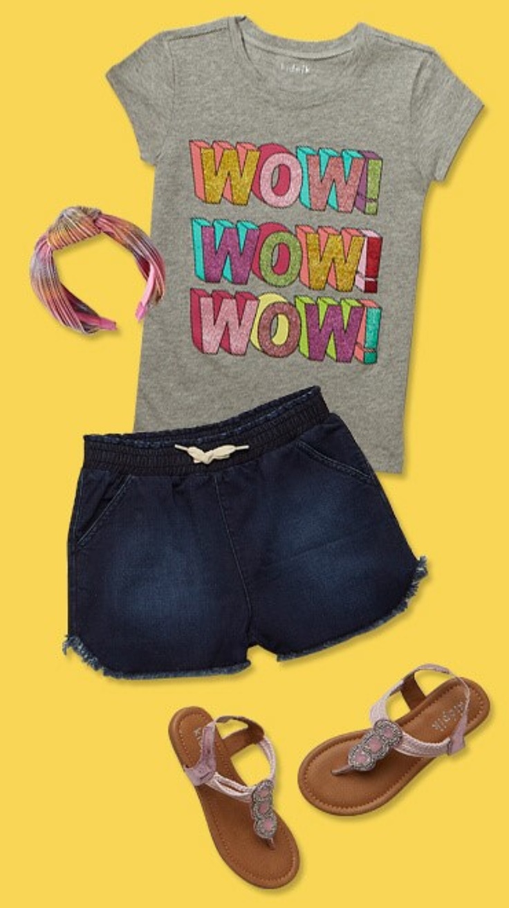 "Wow!" shirt and shorts