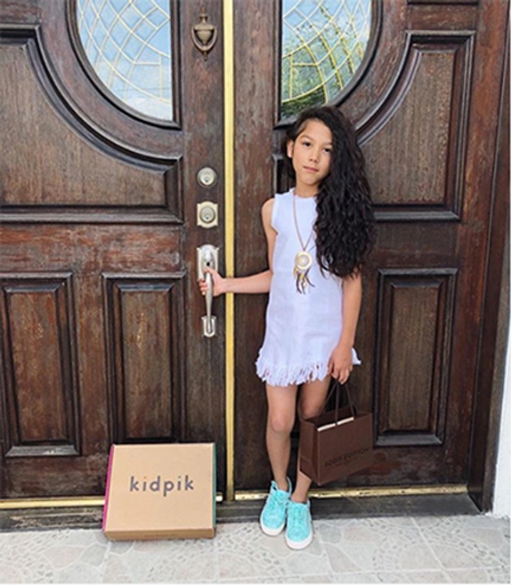 Txunamy with a kidpik subscription box