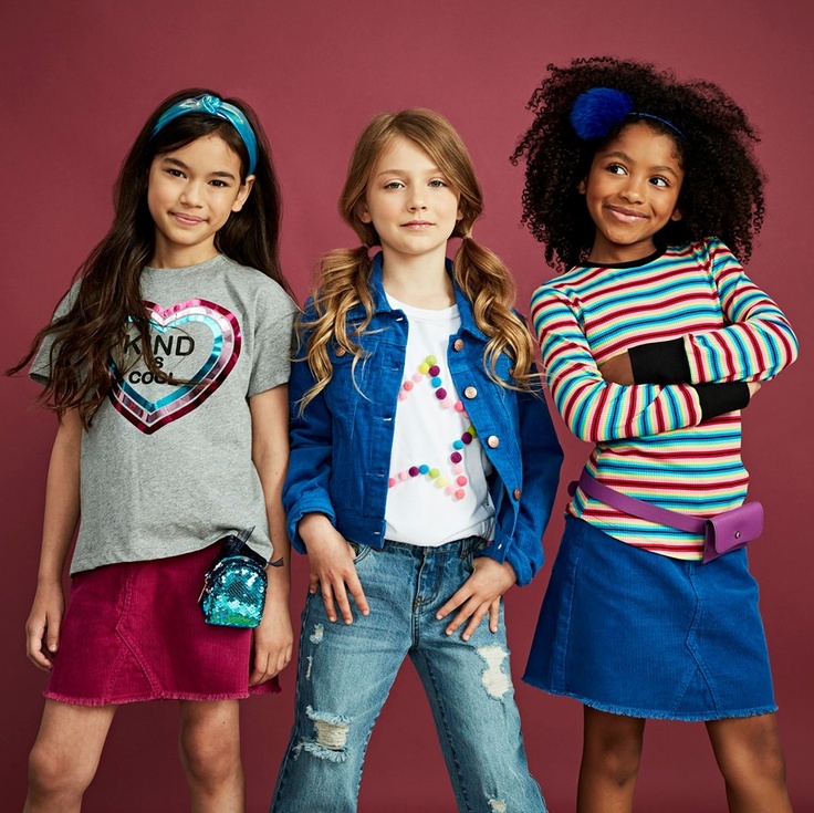 3 girls in kidpik clothes