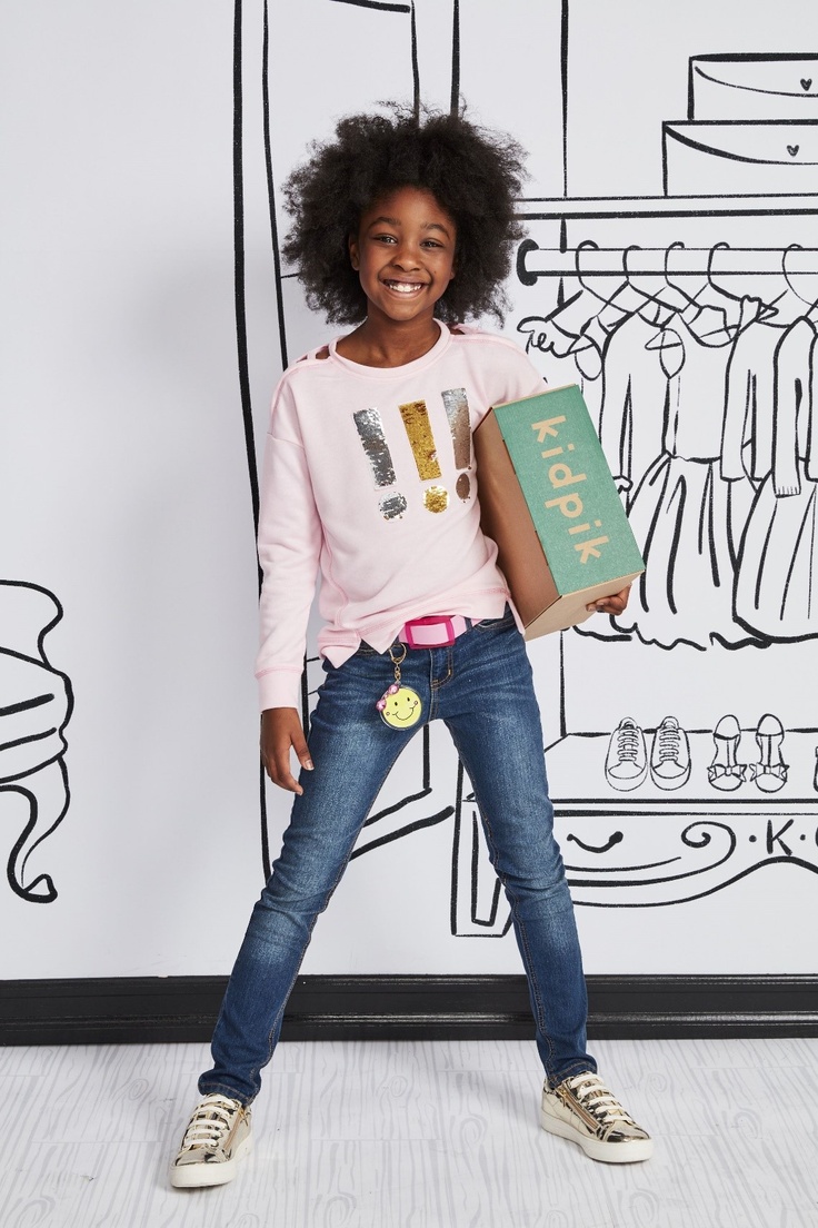 girl with kidpik subscription box