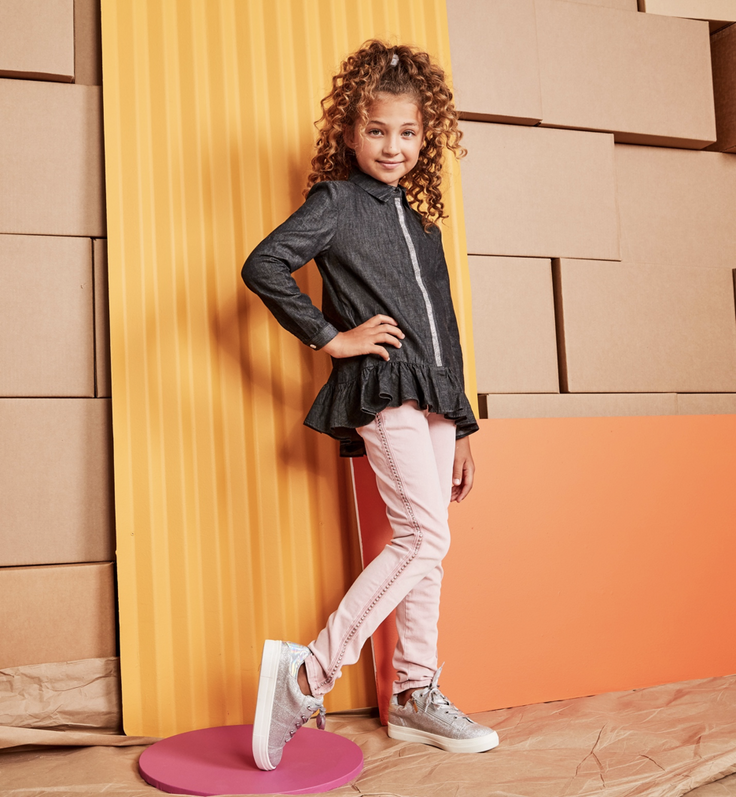 Girl modeling kidpik outfits