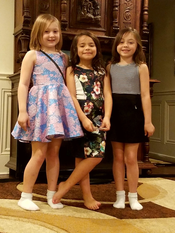 3 girls in kidpik subscription outfits