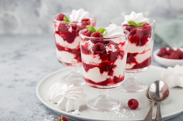 berries and cream dessert