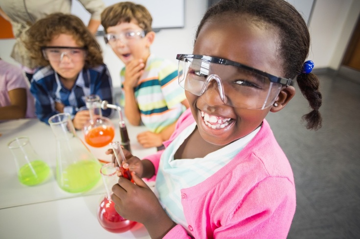 kids doing science experiments